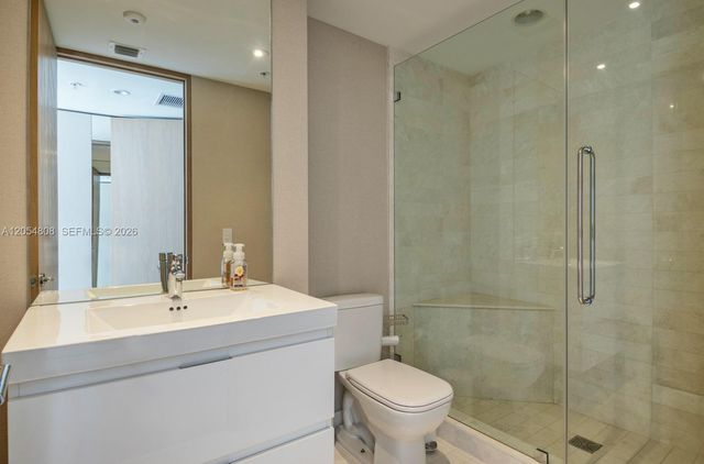 17301 Biscayne Blvd 1609, North Miami Beach, FL 33160