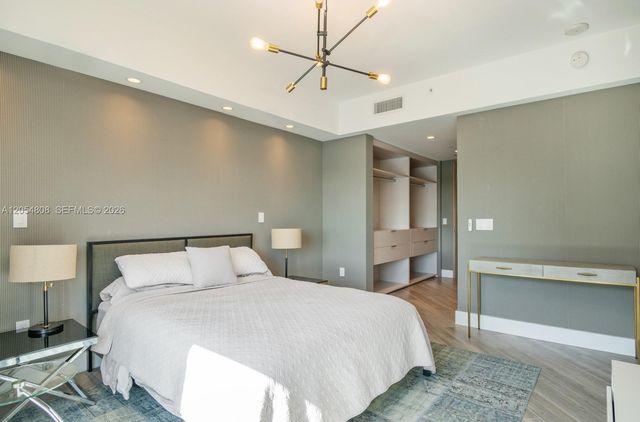 17301 Biscayne Blvd 1609, North Miami Beach, FL 33160