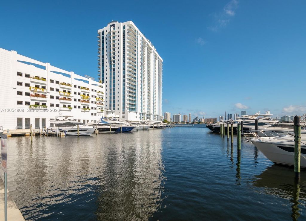17301 Biscayne Blvd 1609, North Miami Beach, FL 33160