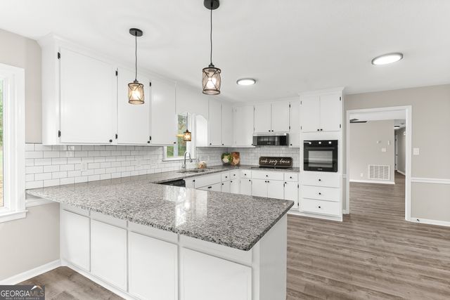 2903 Pickett Ridge, Macon, GA 31204