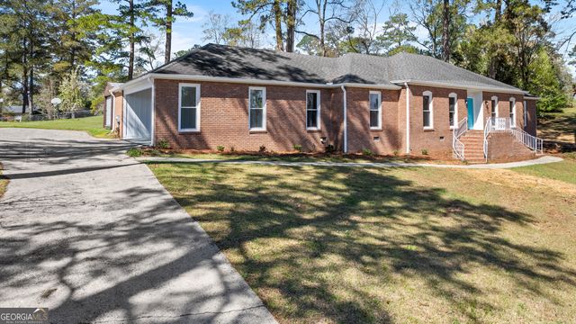 2903 Pickett Ridge, Macon, GA 31204