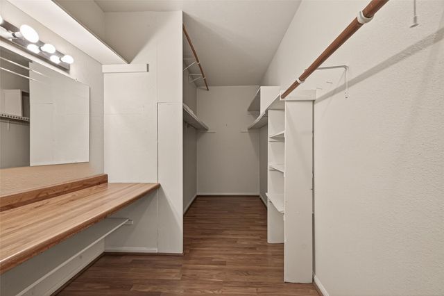 2100 Tanglewilde Street 596, Houston, TX 77063