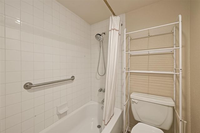 2100 Tanglewilde Street 596, Houston, TX 77063