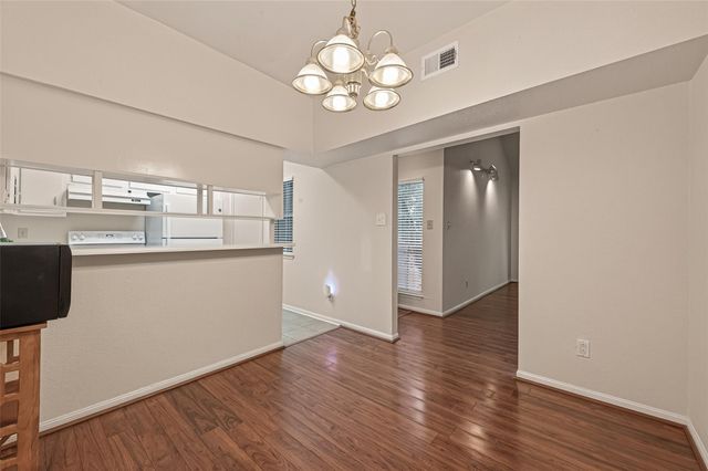 2100 Tanglewilde Street 596, Houston, TX 77063