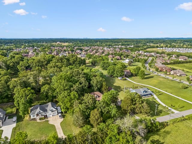 463 Carver Ln, Lebanon, TN 37087