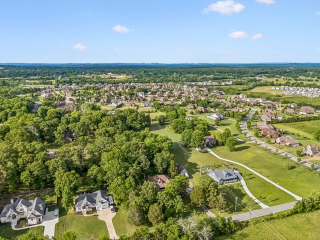 463 Carver Ln, Lebanon, TN 37087