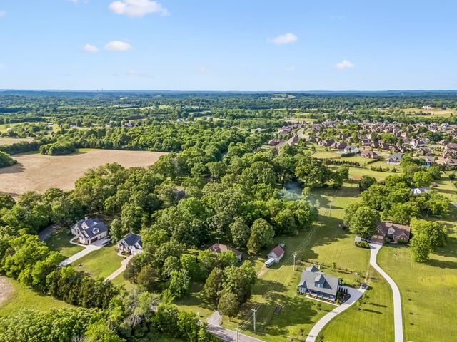 463 Carver Ln, Lebanon, TN 37087