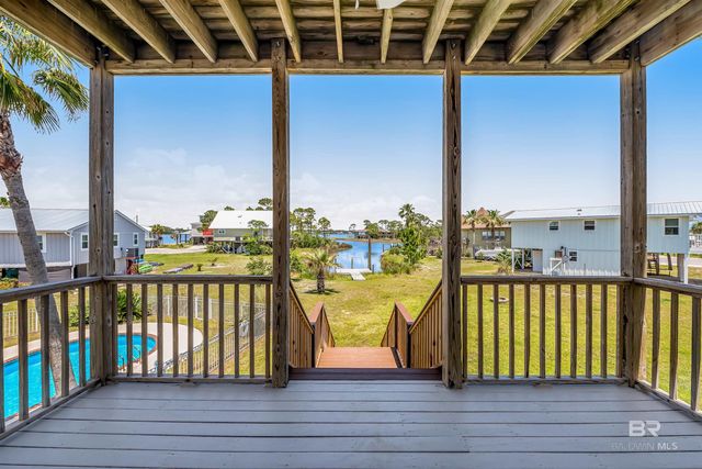 302 W 8th Street, Gulf Shores, AL 36542