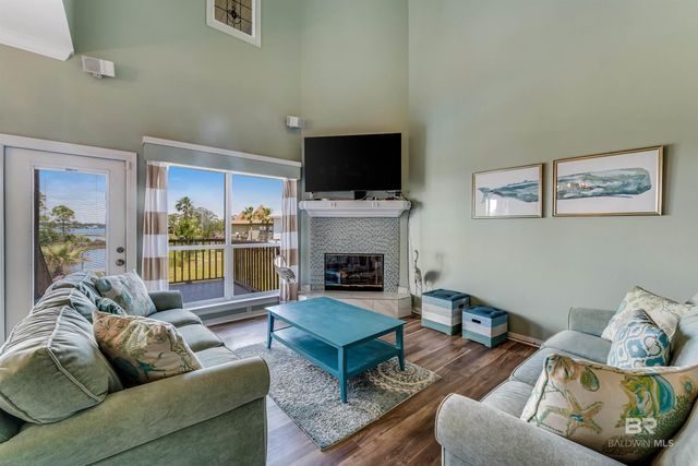 302 W 8th Street, Gulf Shores, AL 36542