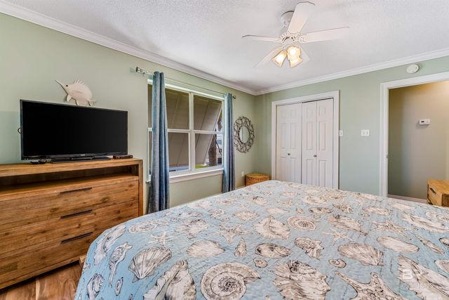 302 W 8th Street, Gulf Shores, AL 36542