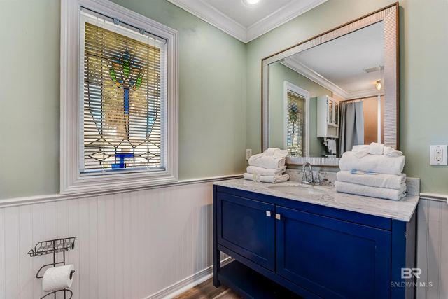 302 W 8th Street, Gulf Shores, AL 36542