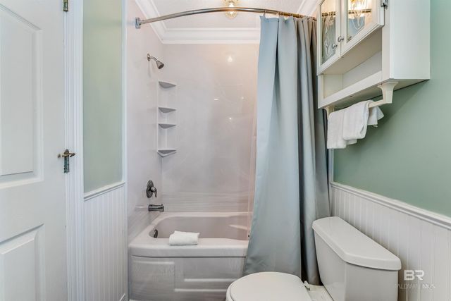 302 W 8th Street, Gulf Shores, AL 36542