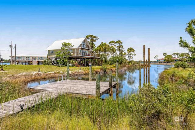 302 W 8th Street, Gulf Shores, AL 36542