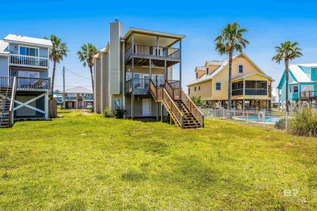 302 W 8th Street, Gulf Shores, AL 36542