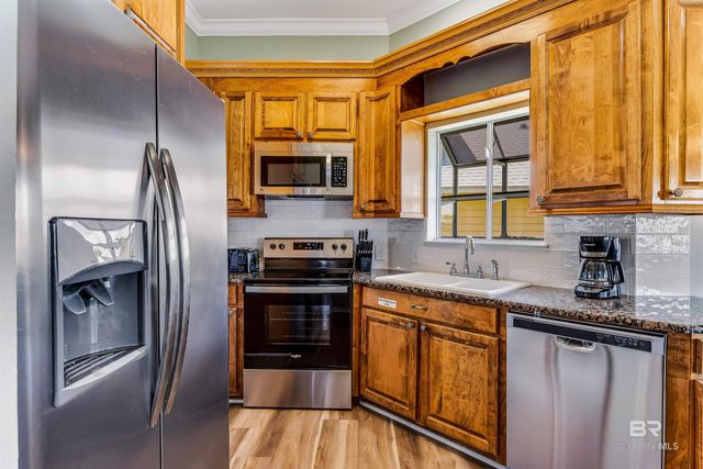 302 W 8th Street, Gulf Shores, AL 36542