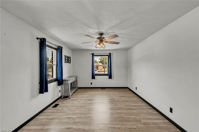 7 Lake Forest CT, Portsmouth, VA 23701