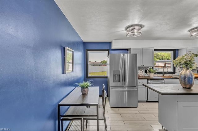7 Lake Forest CT, Portsmouth, VA 23701