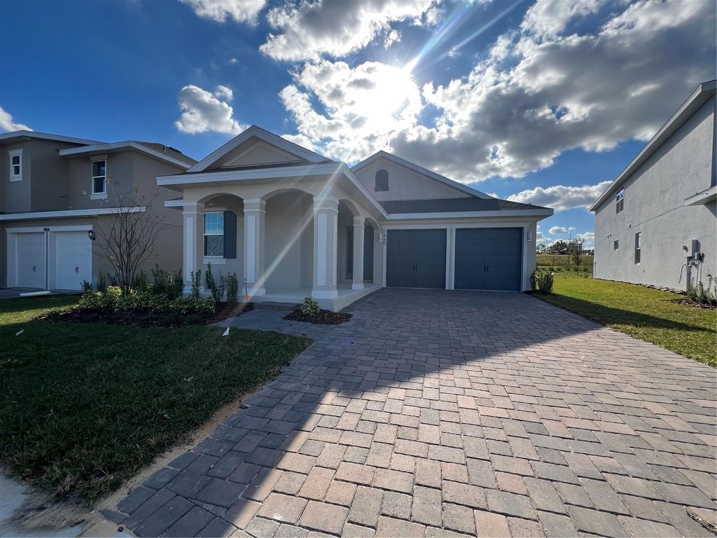 1860 SUNSHINE PEAK DRIVE, Minneola, FL 34715
