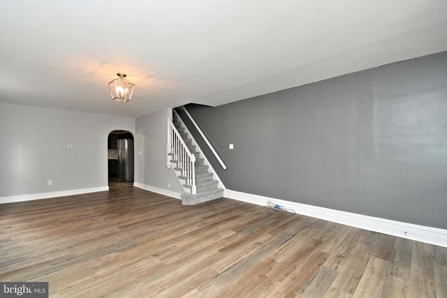 13 W 2ND ST, Pottstown, PA 19464