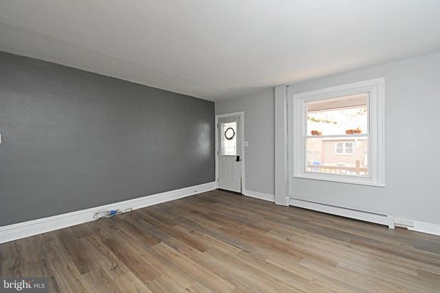 13 W 2ND ST, Pottstown, PA 19464