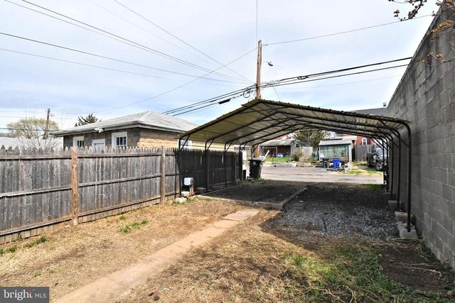 13 W 2ND ST, Pottstown, PA 19464