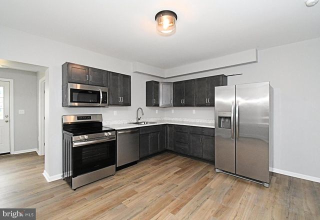 13 W 2ND ST, Pottstown, PA 19464