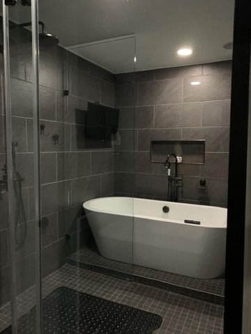 7821 Bateman Lane 7821, Houston, TX 77088