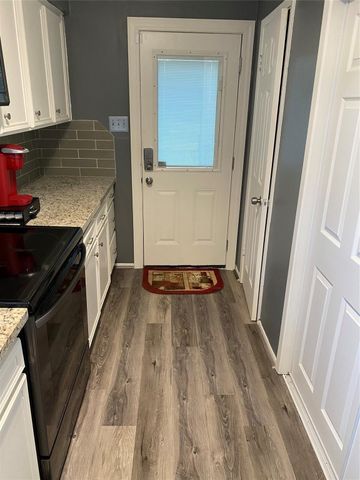 7821 Bateman Lane 7821, Houston, TX 77088