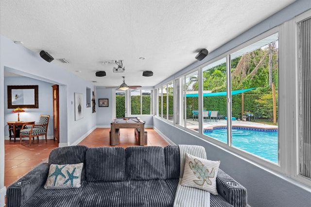 8341 SW 14th Street, Miami, FL 33144