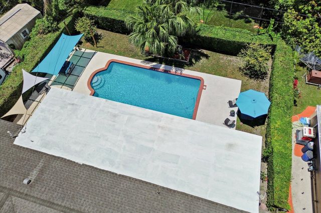 8341 SW 14th Street, Miami, FL 33144