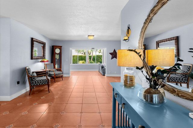 8341 SW 14th Street, Miami, FL 33144