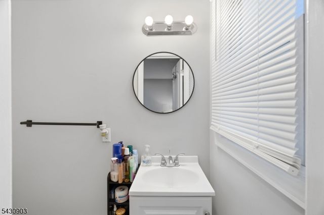 157 Baltimore Ave 2, Hillside Twp., NJ 07205