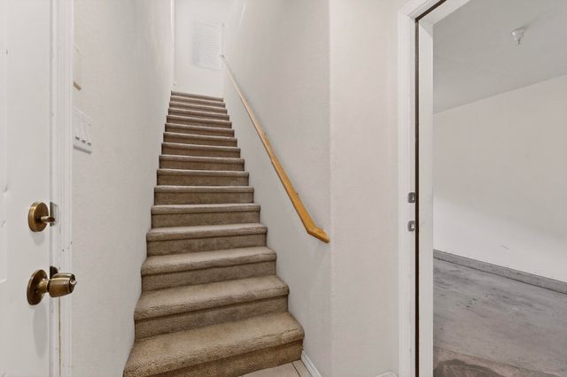 11004 Fort Point Lane NE UNIT C, Albuquerque, NM 87123