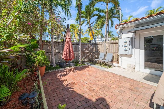 630 79th St, Miami Beach, FL 33141