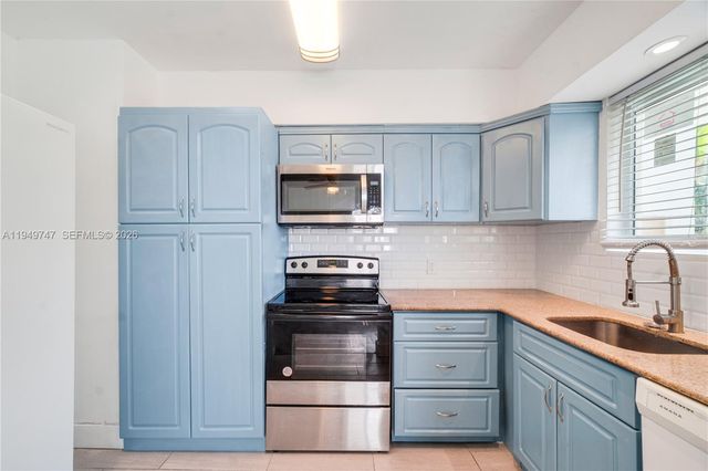 630 79th St, Miami Beach, FL 33141