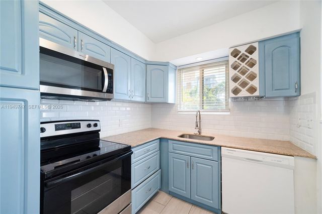 630 79th St, Miami Beach, FL 33141