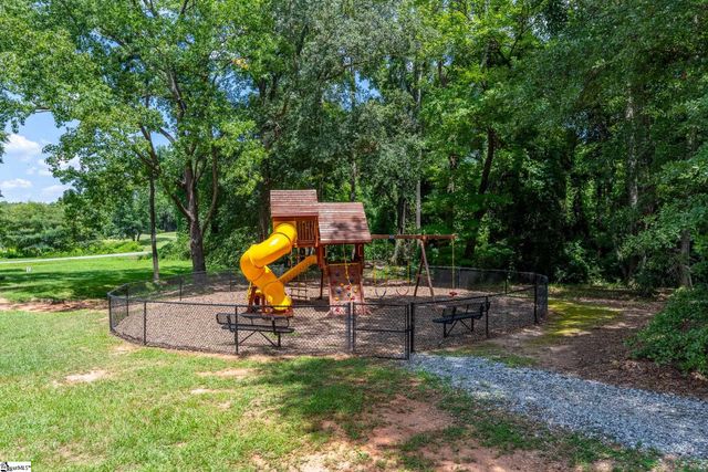 972 Nantahala Drive, Chesnee, SC 29323
