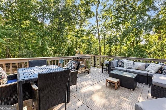 201 Glenrise Court, Woodstock, GA 30188