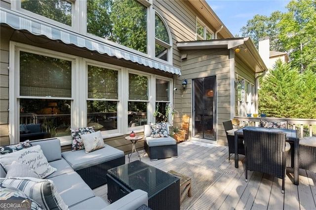 201 Glenrise Court, Woodstock, GA 30188