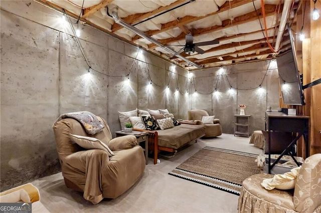 201 Glenrise Court, Woodstock, GA 30188