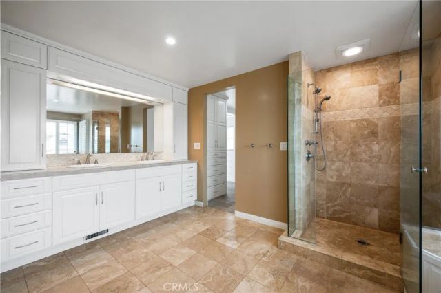 623 14th, Manhattan Beach, CA 90266