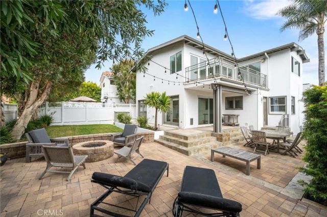 623 14th, Manhattan Beach, CA 90266