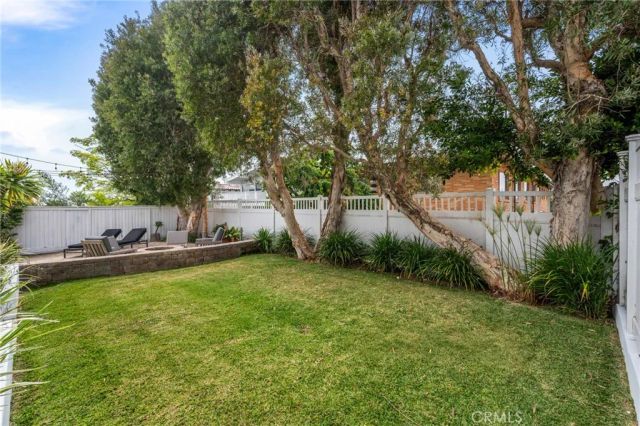 623 14th, Manhattan Beach, CA 90266