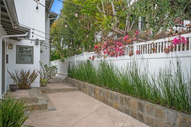 623 14th, Manhattan Beach, CA 90266