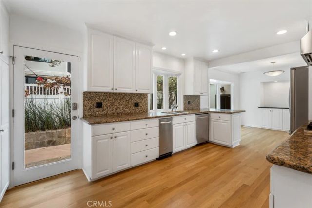 623 14th, Manhattan Beach, CA 90266