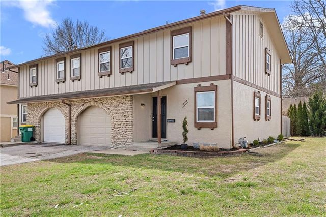 11007 W 90th Terrace, Overland Park, KS 66214