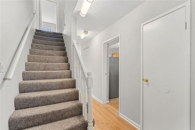 11007 W 90th Terrace, Overland Park, KS 66214