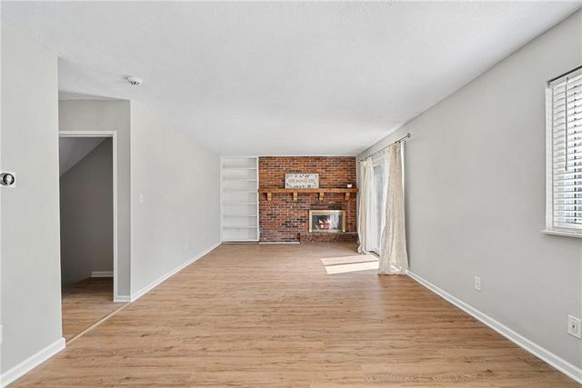 11007 W 90th Terrace, Overland Park, KS 66214