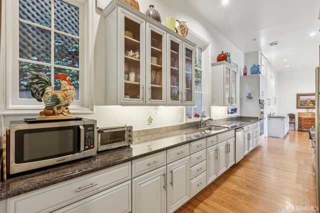 1818 California Street, San Francisco, CA 94109