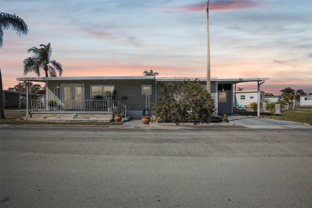 82123 B STREET N 123, Pinellas Park, FL 33781